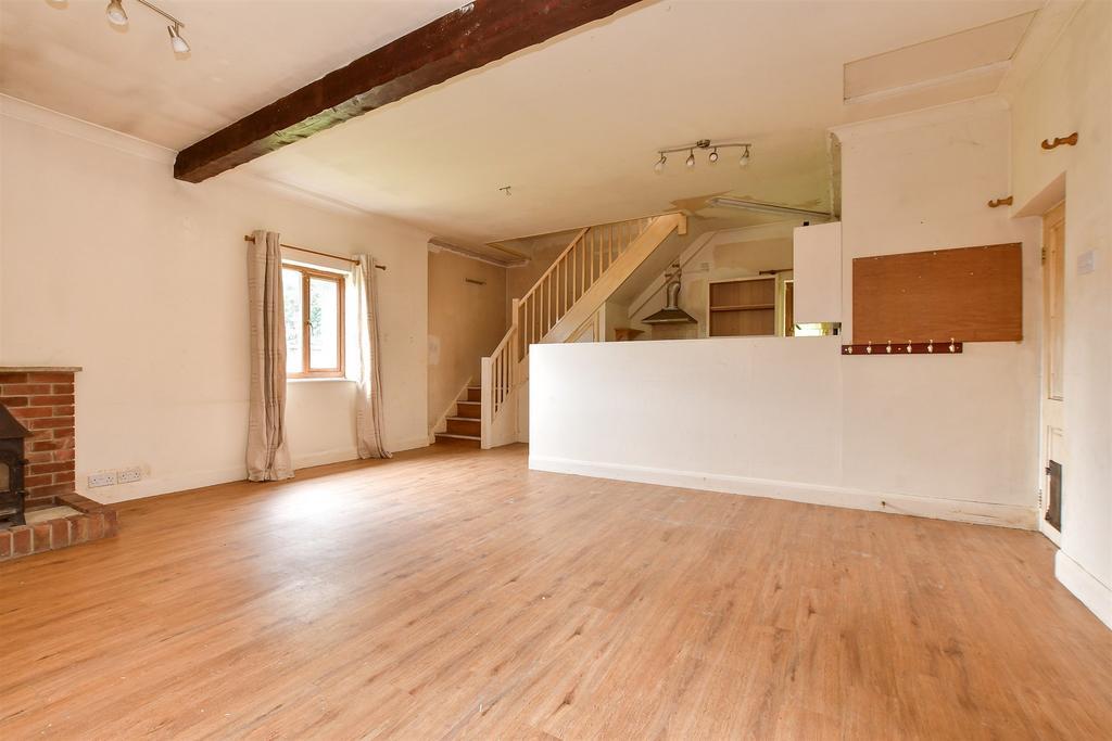 Kitchen/ Living Room