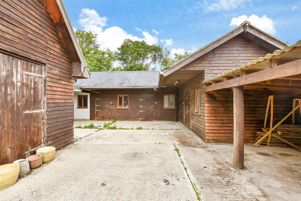 Workshop/Outbuildings