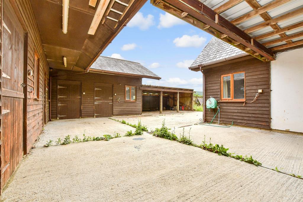 Workshop/Outbuildings