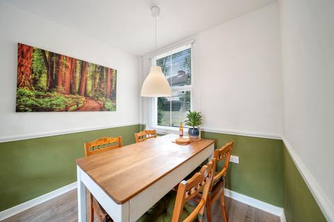 3 bedroom terraced house to rent, Brockesby Walk, Bury St Edmunds, IP33