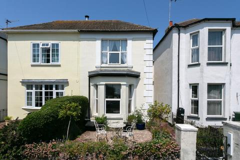 Park Road, Hythe, CT21