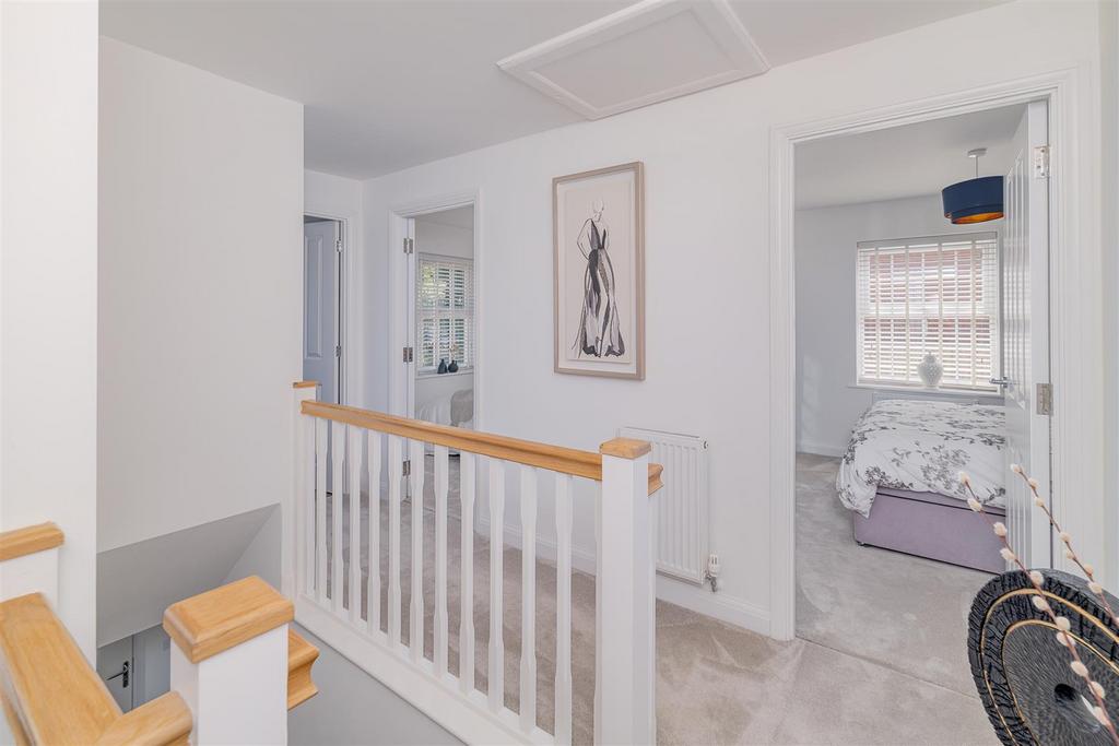 Interior11.jpg