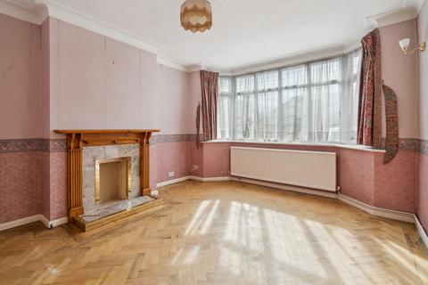3 bedroom semi-detached house for sale, Anglesmede Way, Pinner HA5