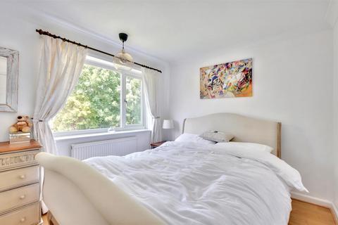 2 bedroom detached house for sale, Brancaster Close, Nottingham