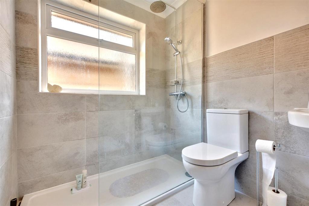 Shower Room.jpeg