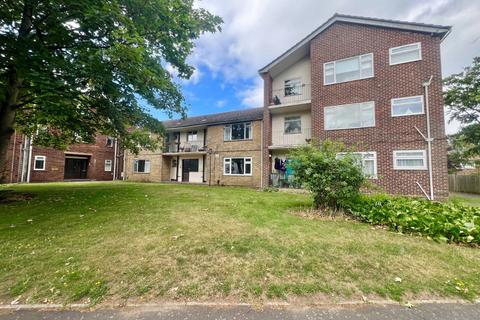 2 bedroom flat to rent, York Drove, Southampton SO18