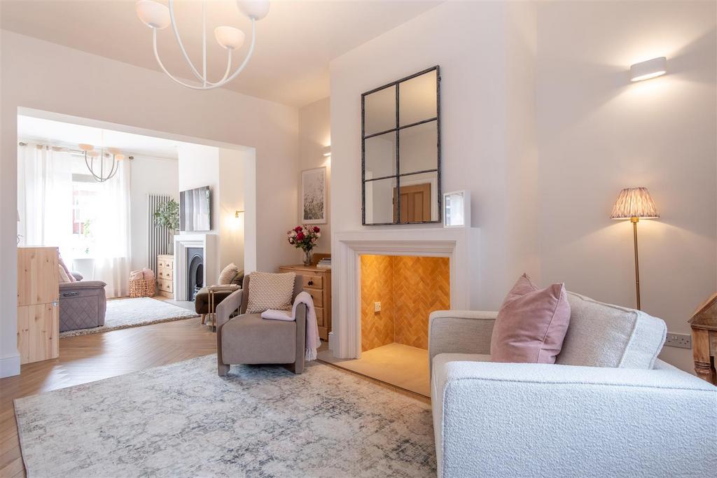 Sitting/Dining Room/Lounge