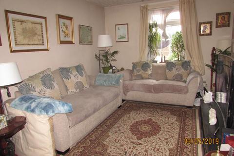 3 bedroom terraced house to rent, Greatfields Road,  Barking, IG11