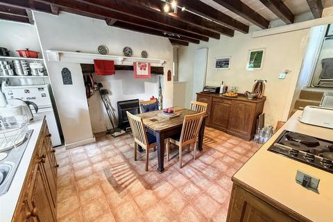 2 bedroom cottage for sale, Commins, Llanrhaeadr-Ym-Mochnant