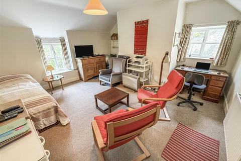 2 bedroom cottage for sale, Commins, Llanrhaeadr-Ym-Mochnant
