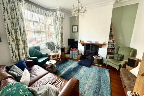 3 bedroom terraced house for sale, Wansbeck Gardens, Park Road