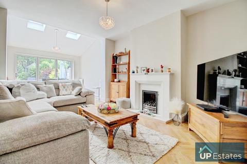 472 Binley Road, Binley, Coventry, CV3 2DL