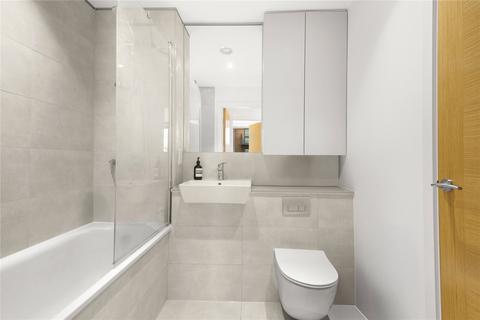 1 bedroom apartment for sale, Station Approach, Ruislip HA4