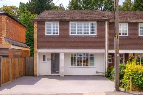 56a Church Road, Chavey Down, Ascot, SL5 8RR