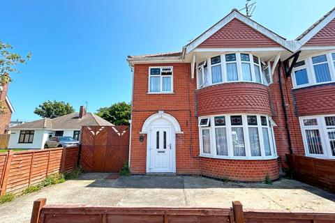 4 bedroom semi-detached house for sale, Firbeck Avenue, Skegness, Lincolnshire, PE25 3LA