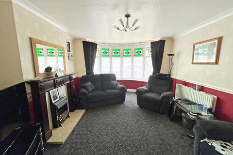 4 bedroom semi-detached house for sale, Firbeck Avenue, Skegness, Lincolnshire, PE25 3LA