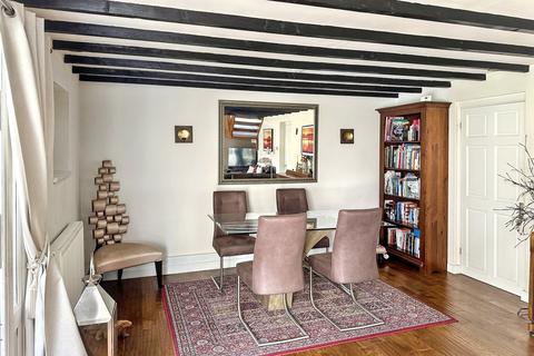 undefined, Marshfield SN14