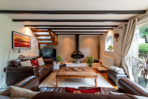 4 bedroom barn conversion for sale, Marshfield SN14