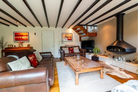 4 bedroom barn conversion for sale, Marshfield SN14