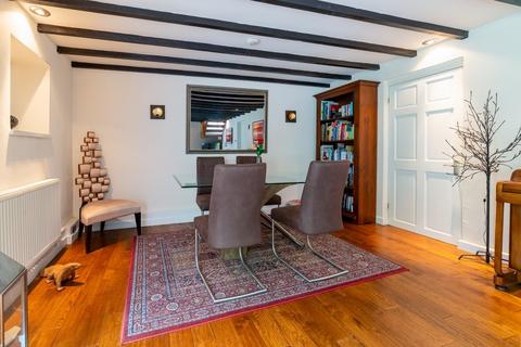 4 bedroom barn conversion for sale, Marshfield SN14