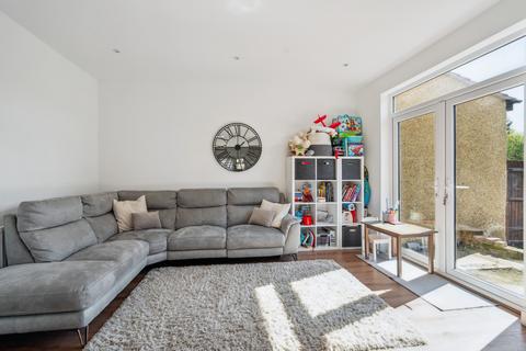 3 bedroom semi-detached house for sale, Hillview Gardens, North Harrow, Harrow, HA2