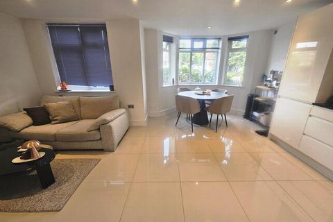 2 bedroom flat for sale, Watford Way, Mill Hill, NW7