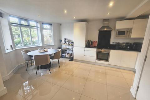 2 bedroom flat for sale, Watford Way, Mill Hill, NW7