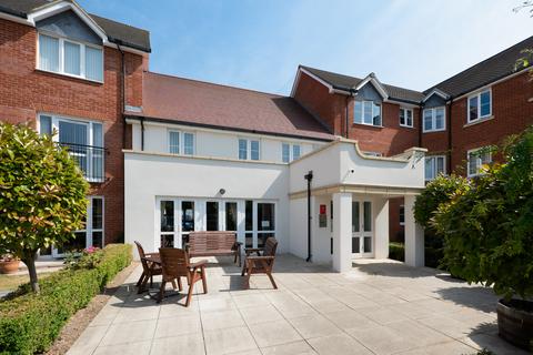 1 bedroom flat for sale, Thwaytes Court, Minster Drive, Herne Bay, Kent
