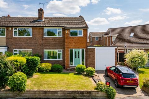 6 Hill Drive, Ackworth, Pontefract, WF7 7LQ