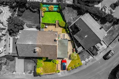 6 Hill Drive, Ackworth, Pontefract, WF7 7LQ