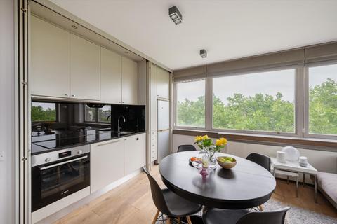 1 bedroom flat for sale, Coniston Court, Kendal Street, London, W2