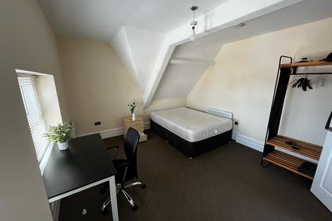 3 bedroom flat to rent, Westoe Village, South Shields NE33