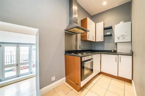 2 bedroom flat for sale, Hayter Road, London SW2
