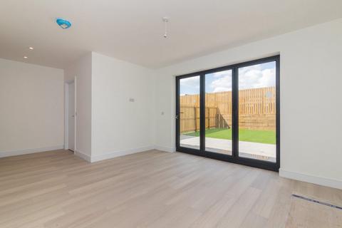 3 bedroom semi-detached house for sale, Hayfield, Falkirk, FK2