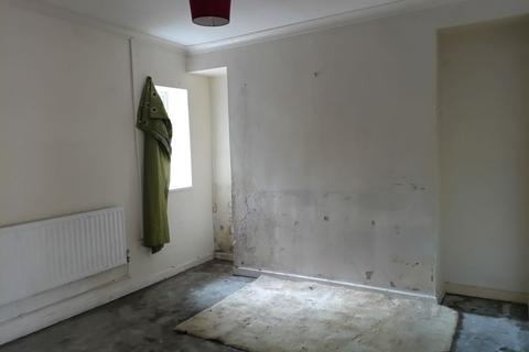 4 bedroom terraced house for sale, 3 Pant Yr Heol, Neath, West Glamorgan, SA11 2HN