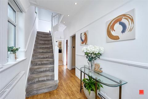 215 Thomas Lane, Liverpool, L14 5NU