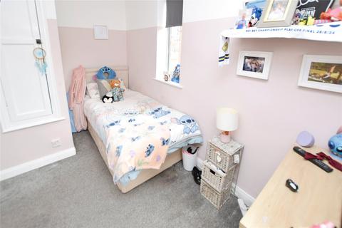 28 Heath Grove, Leeds, LS11 8UJ