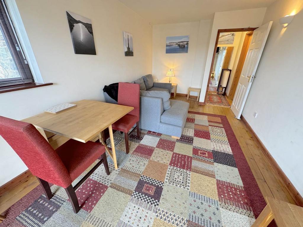 Annex Living Rm