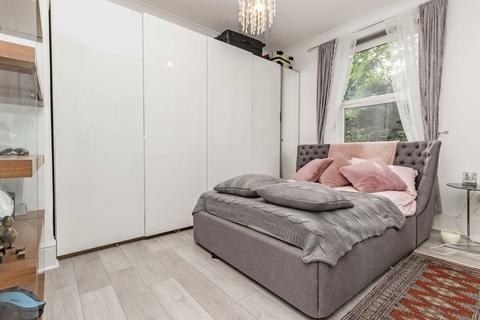 1 bedroom flat to rent, Arlington Road, Twickenham TW1