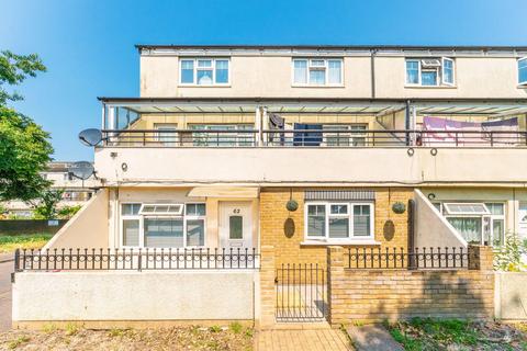 62 Renown Close, Croydon, CR0 3SD