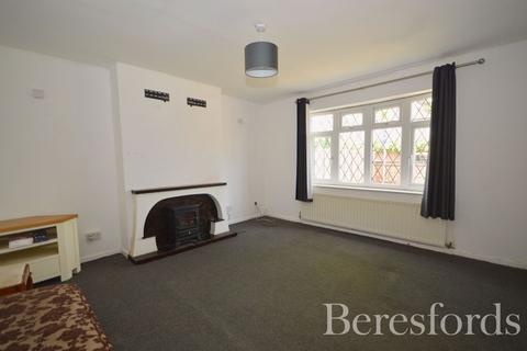 5 bedroom semi-detached house for sale, Moray Way, Romford, RM1