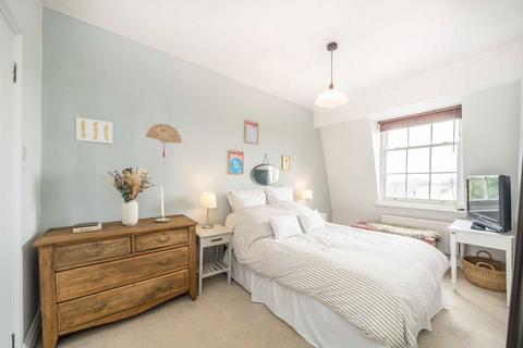 2 bedroom flat for sale, Voltaire Road, London SW4