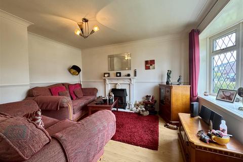 3 bedroom semi-detached house for sale, Burton Acres Mews, Kirkburton, HD8 0RE