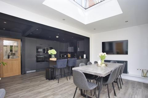 3 bedroom semi-detached house for sale, Forge Close, Eythorne, Dover, CT15