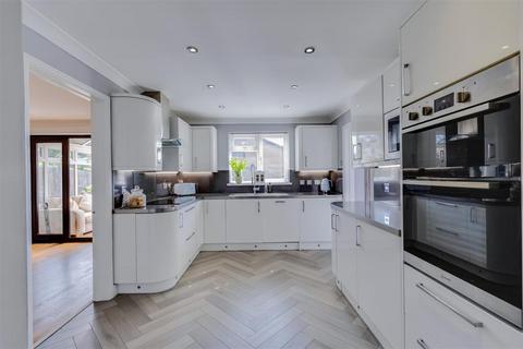 undefined, Cwm Gwynlais, Tongwynlais, CARDIFF