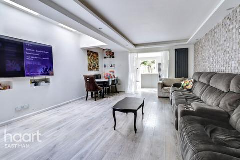 3 bedroom terraced house for sale, Milton Avenue, East Ham