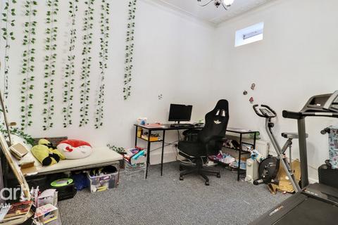 3 bedroom terraced house for sale, Milton Avenue, East Ham