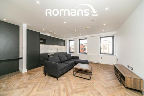 Studio to rent, Market Place, Reading, Berkshire, RG1