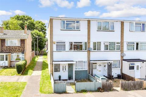 4 bedroom townhouse for sale, Chatham Grove, Chatham ME4