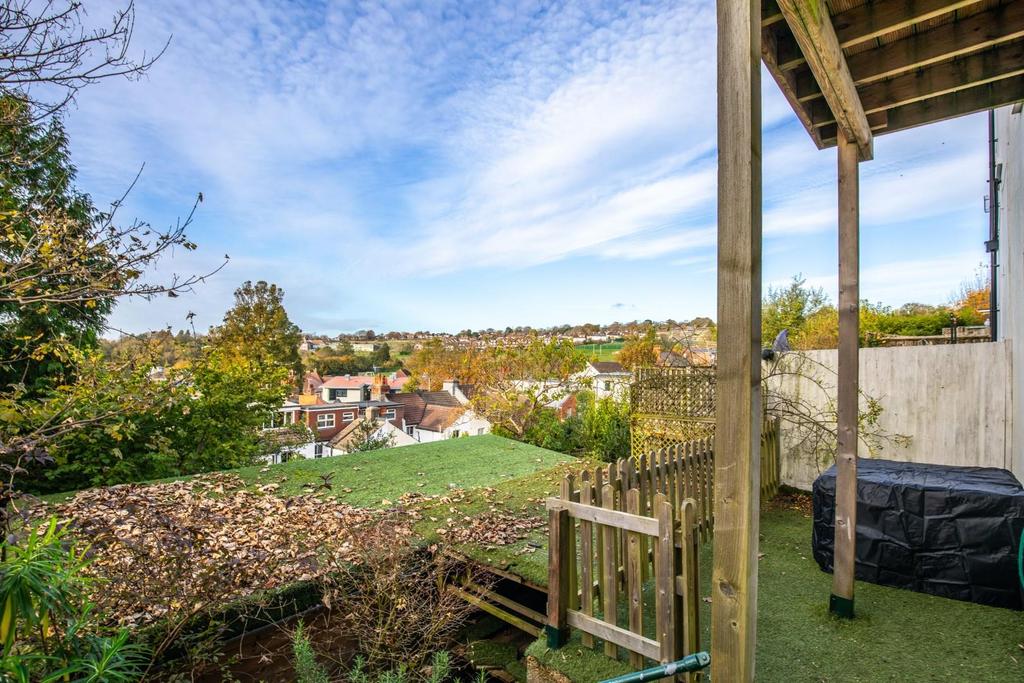 Upper Rear Terrace-7.jpg